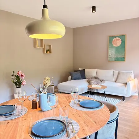 Direkt Am Wasser Apartment *